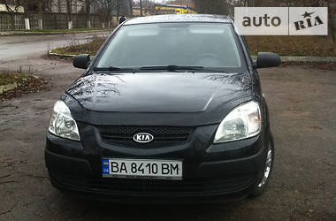 Хэтчбек Kia Rio 2009 в Кропивницком