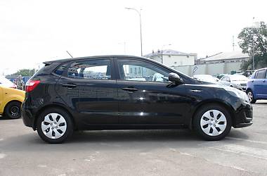 Хэтчбек Kia Rio 2012 в Киеве