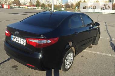 Седан Kia Rio 2013 в Запорожье