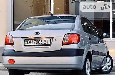 Седан Kia Rio 2008 в Одессе