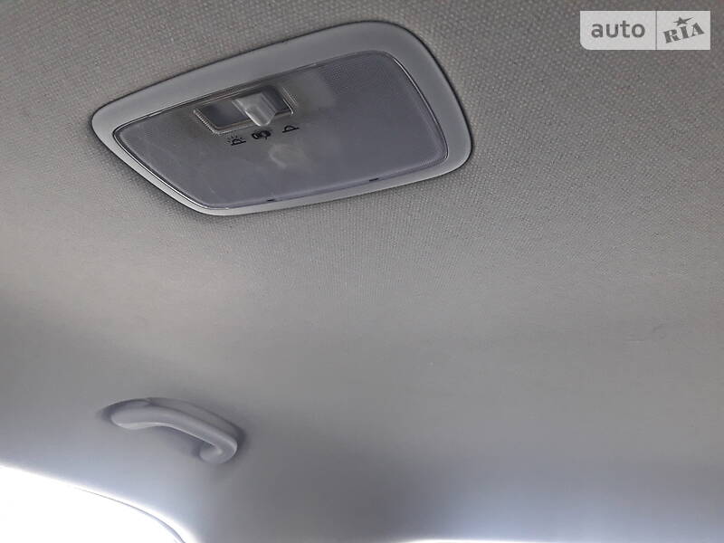 Хэтчбек Kia Rio 2012 в Харькове