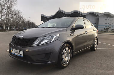 Kia Rio 2012 Kia Rio 2012