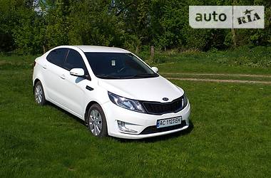 Седан Kia Rio 2014 в 