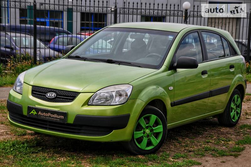 Хэтчбек Kia Rio 2007 в Николаеве