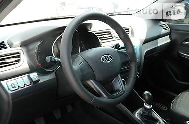 Седан Kia Rio 2011 в Києві