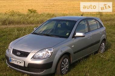 Хетчбек Kia Rio 2006 в Подільську