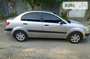 Седан Kia Rio 2007 в Одессе