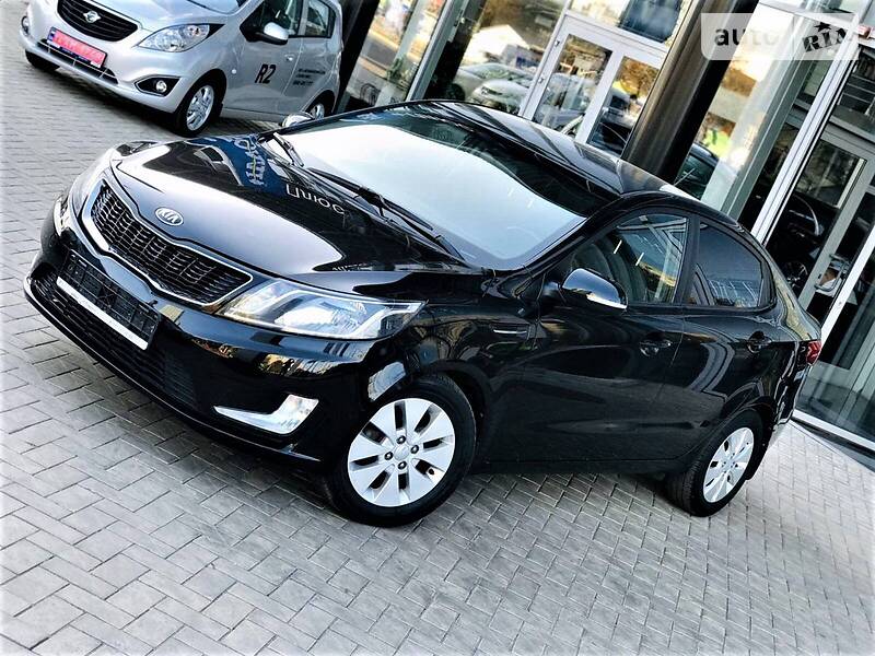 Седан Kia Rio 2014 в Харькове