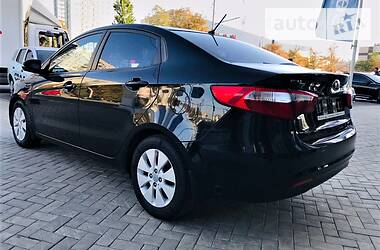 Седан Kia Rio 2014 в Харькове