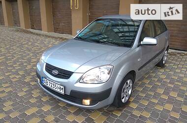 Хэтчбек Kia Rio 2007 в Виннице