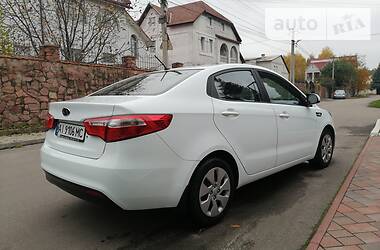 Седан Kia Rio 2011 в Києві