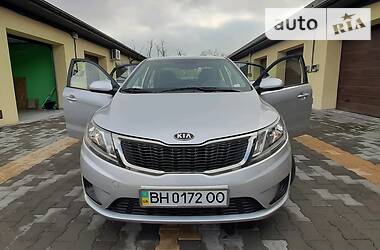 Седан Kia Rio 2012 в Измаиле