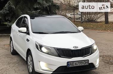 Седан Kia Rio 2011 в Днепре