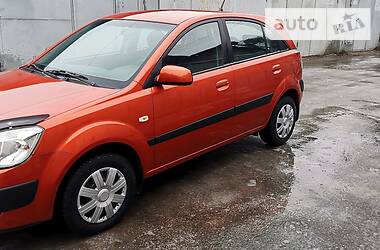 Хетчбек Kia Rio 2006 в Києві