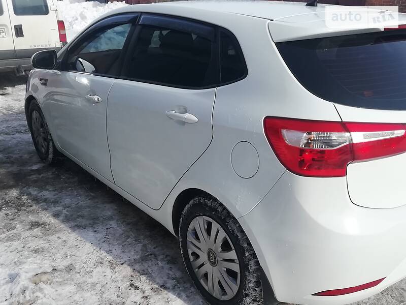 Хетчбек Kia Rio 2012 в Сокалі