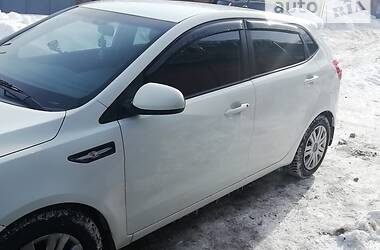 Хэтчбек Kia Rio 2012 в Сокале