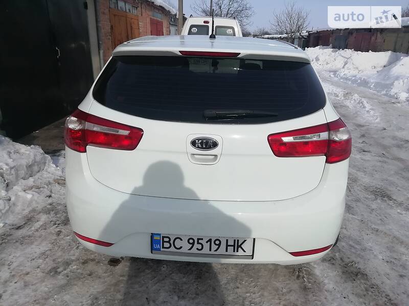 Хетчбек Kia Rio 2012 в Сокалі