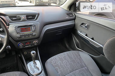 Седан Kia Rio 2012 в Киеве