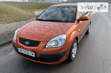 Хэтчбек Kia Rio 2008 в Днепре