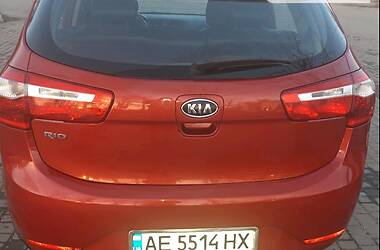 Хэтчбек Kia Rio 2012 в Кривом Роге