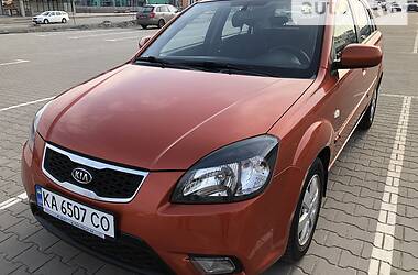 Хэтчбек Kia Rio 2010 в Киеве