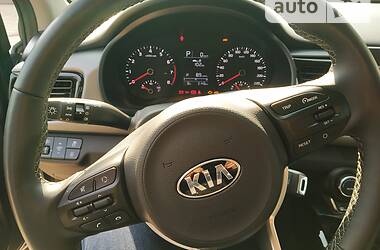 Хэтчбек Kia Rio 2020 в 