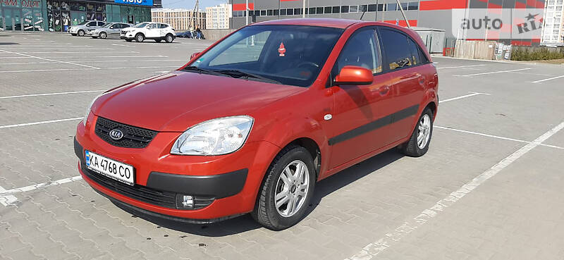 Хетчбек Kia Rio 2007 в Києві