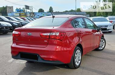 Седан Kia Rio 2016 в Харькове