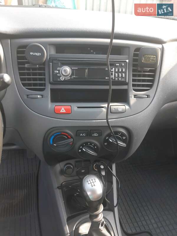 Хэтчбек Kia Rio 2007 в Славянске фото 4 Хэтчбек Kia Rio 2007 в Славянске