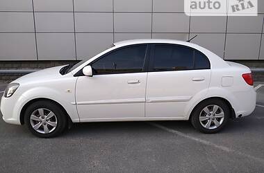 Седан Kia Rio 2011 в Броварах