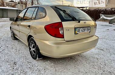 Универсал Kia Rio 2005 в Запорожье