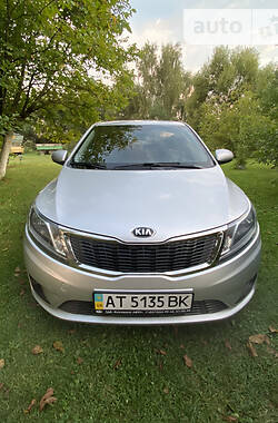 Седан Kia Rio 2013 в Снятині