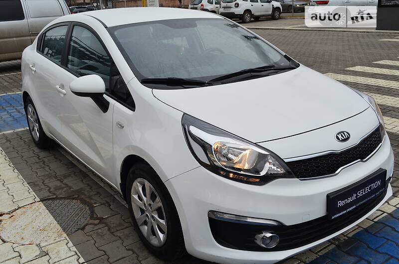 Седан Kia Rio 2015 в Одессе