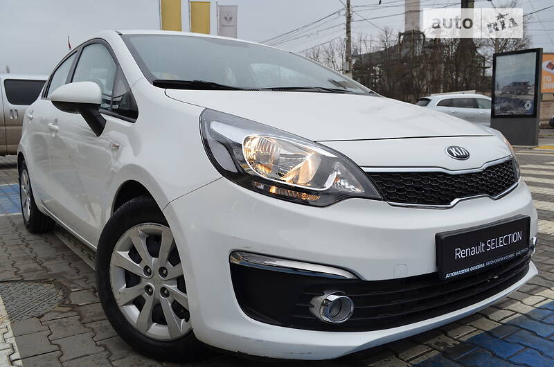 Седан Kia Rio 2015 в Одессе