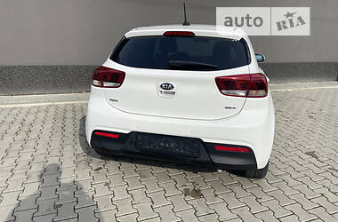 Хэтчбек Kia Rio 2018 в Ивано-Франковске