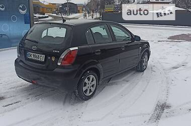 Хетчбек Kia Rio 2008 в Рівному