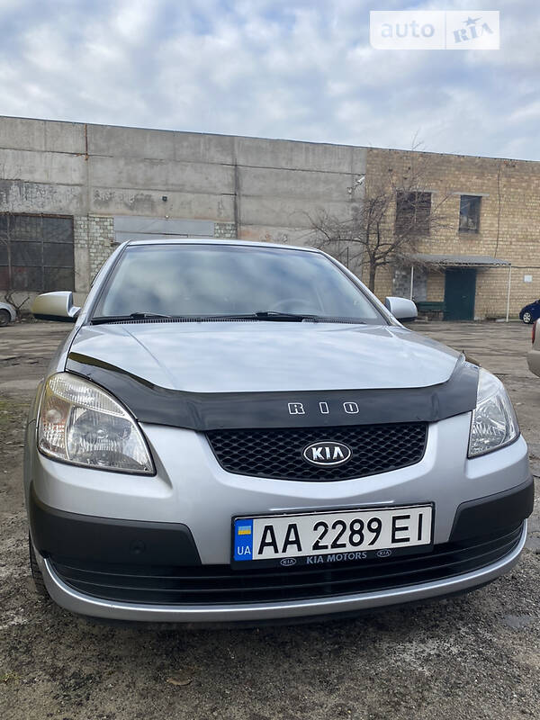 Седан Kia Rio 2008 в Києві