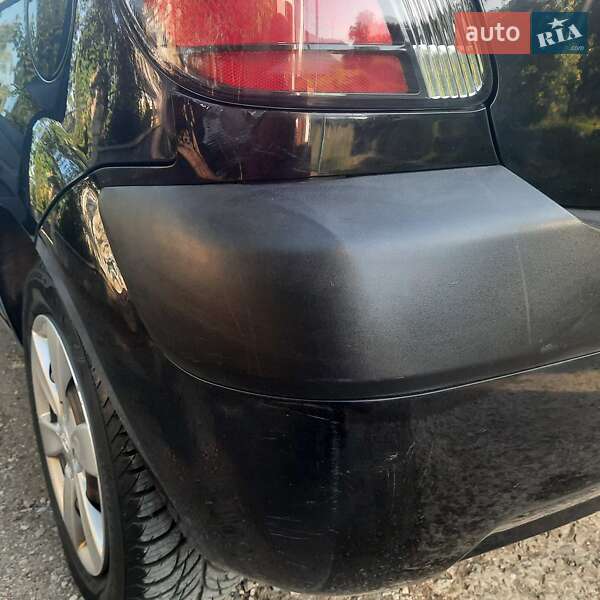 Хэтчбек Kia Rio 2008 в Ивано-Франковске