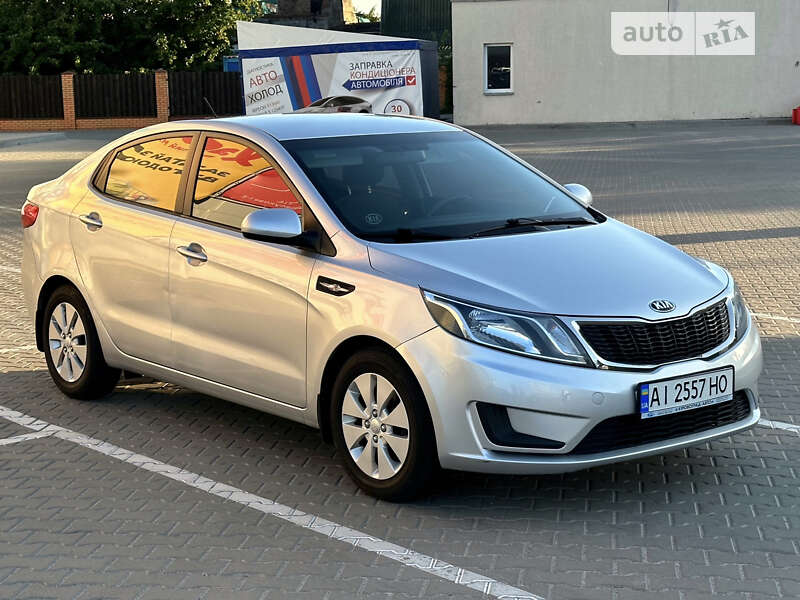 Купить Kia Rio 2013 Года