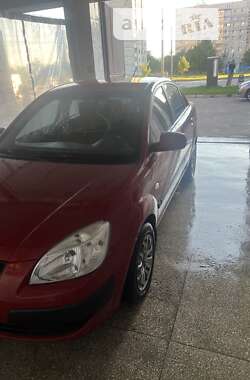 Седан Kia Rio 2006 в Харькове