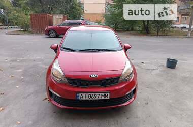 Седан Kia Rio 2017 в Знаменке