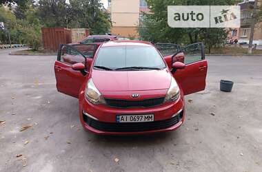 Седан Kia Rio 2017 в Знаменке