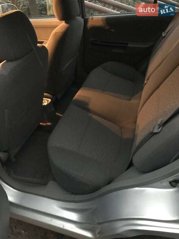 Універсал Kia Rio 2005 в Виноградові