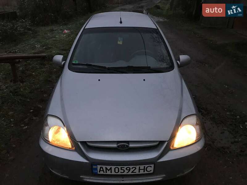 Універсал Kia Rio 2005 в Виноградові