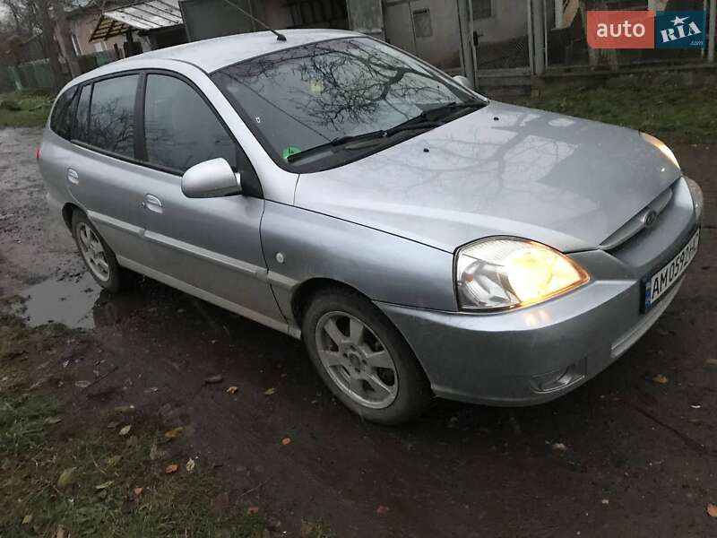 Універсал Kia Rio 2005 в Виноградові