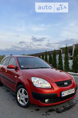 Хэтчбек Kia Rio 2005 в Надворной