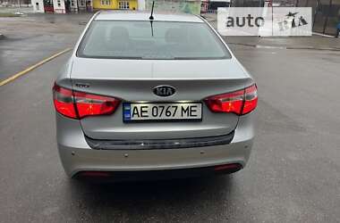 Седан Kia Rio 2013 в Дніпрі