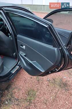 Седан Kia Rio 2012 в Вышгороде