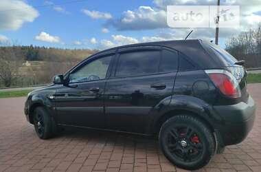 Хэтчбек Kia Rio 2009 в Трускавце