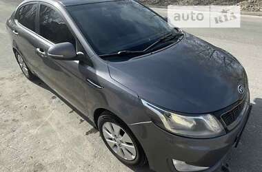 Седан Kia Rio 2012 в Киеве